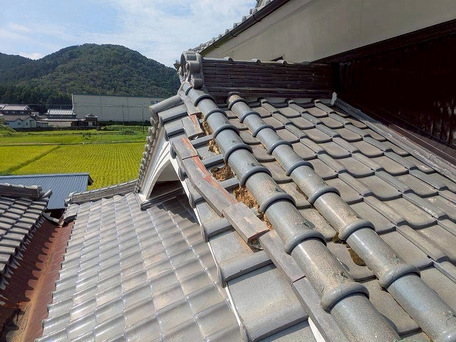 加古川市　ずれた熨斗瓦